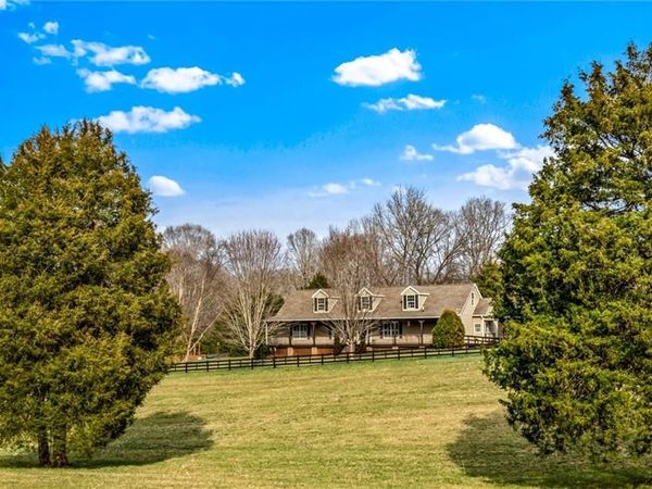 1607 Milling Road , Mocksville, NC 27028