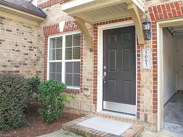 5093 Wyngate Village Drive , Winston-Salem, NC 27103