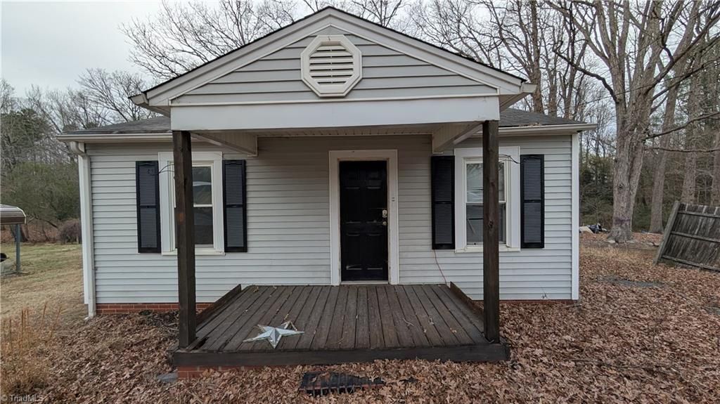 1910 Old Farmer Road, Asheboro, NC 27205 Main Photo