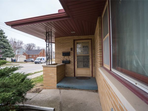 1829 47th Street, Des Moines, IA 50310