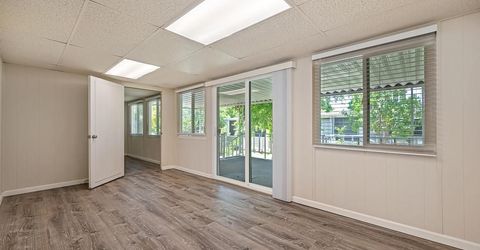 137 Kassberg, Roseville, CA 95678 Photo