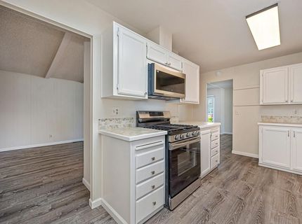 137 Kassberg, Roseville, CA 95678 Photo