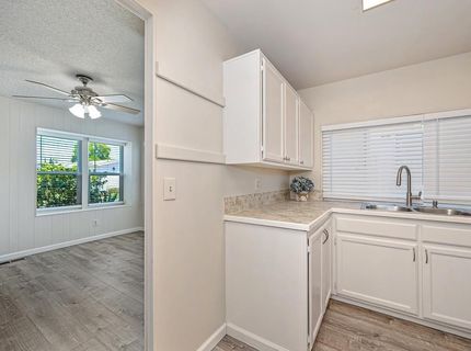 137 Kassberg, Roseville, CA 95678 Photo
