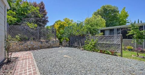 137 Kassberg, Roseville, CA 95678 Photo