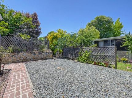 137 Kassberg, Roseville, CA 95678 Photo