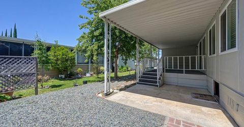 137 Kassberg, Roseville, CA 95678 Photo