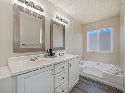 137 Kassberg, Roseville, CA 95678 Photo