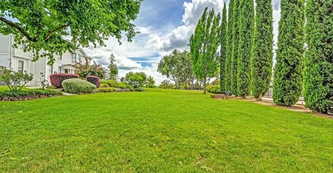 137 Kassberg, Roseville, CA 95678 Photo