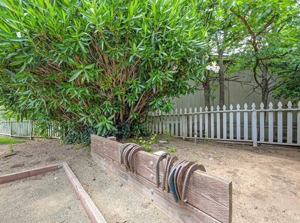 137 Kassberg, Roseville, CA 95678 Photo