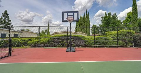 137 Kassberg, Roseville, CA 95678 Photo