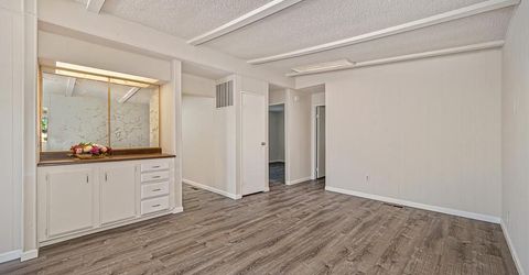137 Kassberg, Roseville, CA 95678 Photo