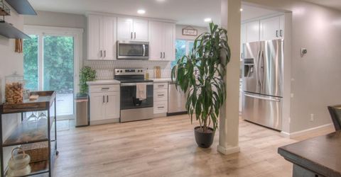1353 Martin Dr, Auburn, CA 95603 Photo