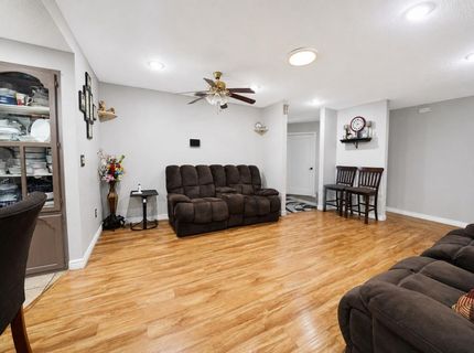 7962 Graylodge Ct, Sacramento, CA 95828 Photo