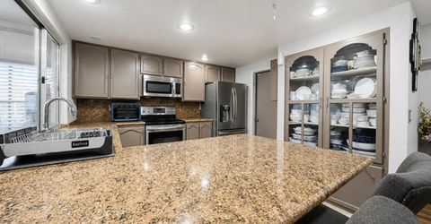 7962 Graylodge Ct, Sacramento, CA 95828 Photo