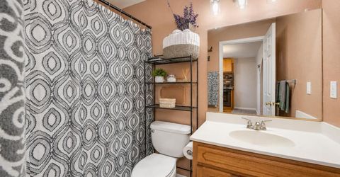 7962 Graylodge Ct, Sacramento, CA 95828 Photo