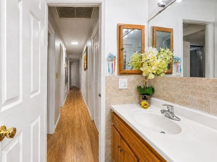 7962 Graylodge Ct, Sacramento, CA 95828 Photo