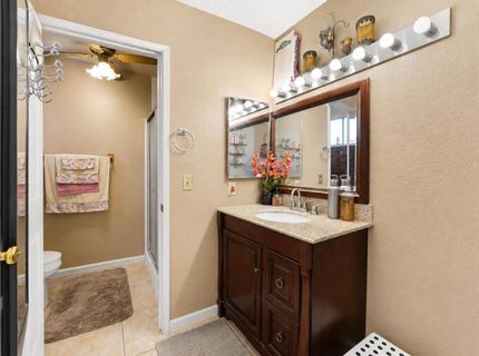 7962 Graylodge Ct, Sacramento, CA 95828 Photo
