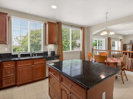 829 Hildebrand Cir, Folsom, CA 95630 Photo
