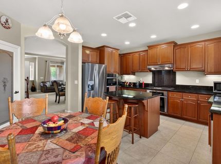 829 Hildebrand Cir, Folsom, CA 95630 Photo