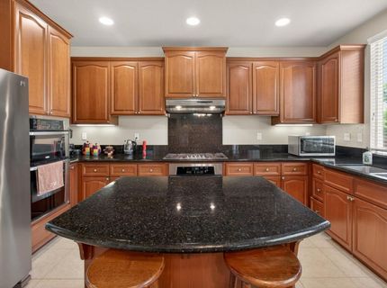 829 Hildebrand Cir, Folsom, CA 95630 Photo