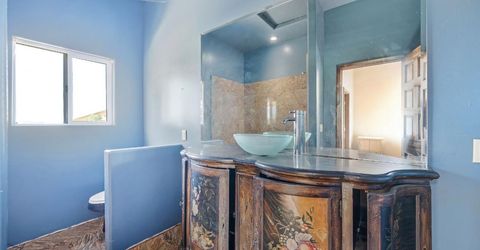 2181 Garden Hwy, Sacramento, CA 95833 Photo