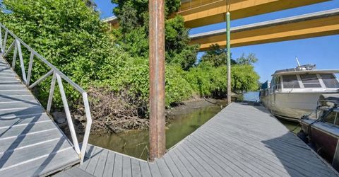 2181 Garden Hwy, Sacramento, CA 95833 Photo