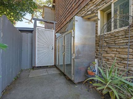 2181 Garden Hwy, Sacramento, CA 95833 Photo