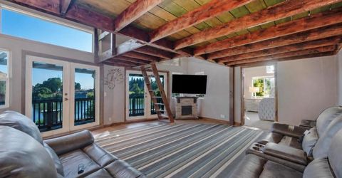 2181 Garden Hwy, Sacramento, CA 95833 Photo