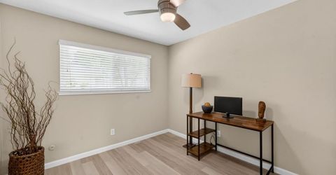 7993 La Riviera Dr, Sacramento, CA 95826 Photo