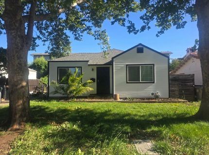 5328 22nd Ave, Sacramento, CA 95820 Photo