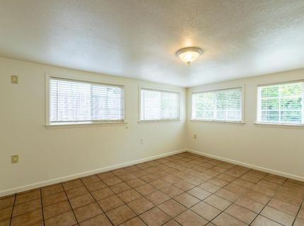 1152 Greenhills Rd, Sacramento, CA 95864 Photo