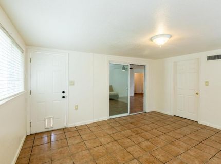 1152 Greenhills Rd, Sacramento, CA 95864 Photo