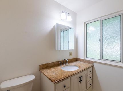 1152 Greenhills Rd, Sacramento, CA 95864 Photo