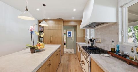 200 San Antonio Way, Sacramento, CA 95819 Photo