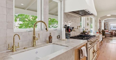 200 San Antonio Way, Sacramento, CA 95819 Photo