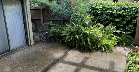 301 Dunbarton Way, Sacramento, CA 95825 Photo