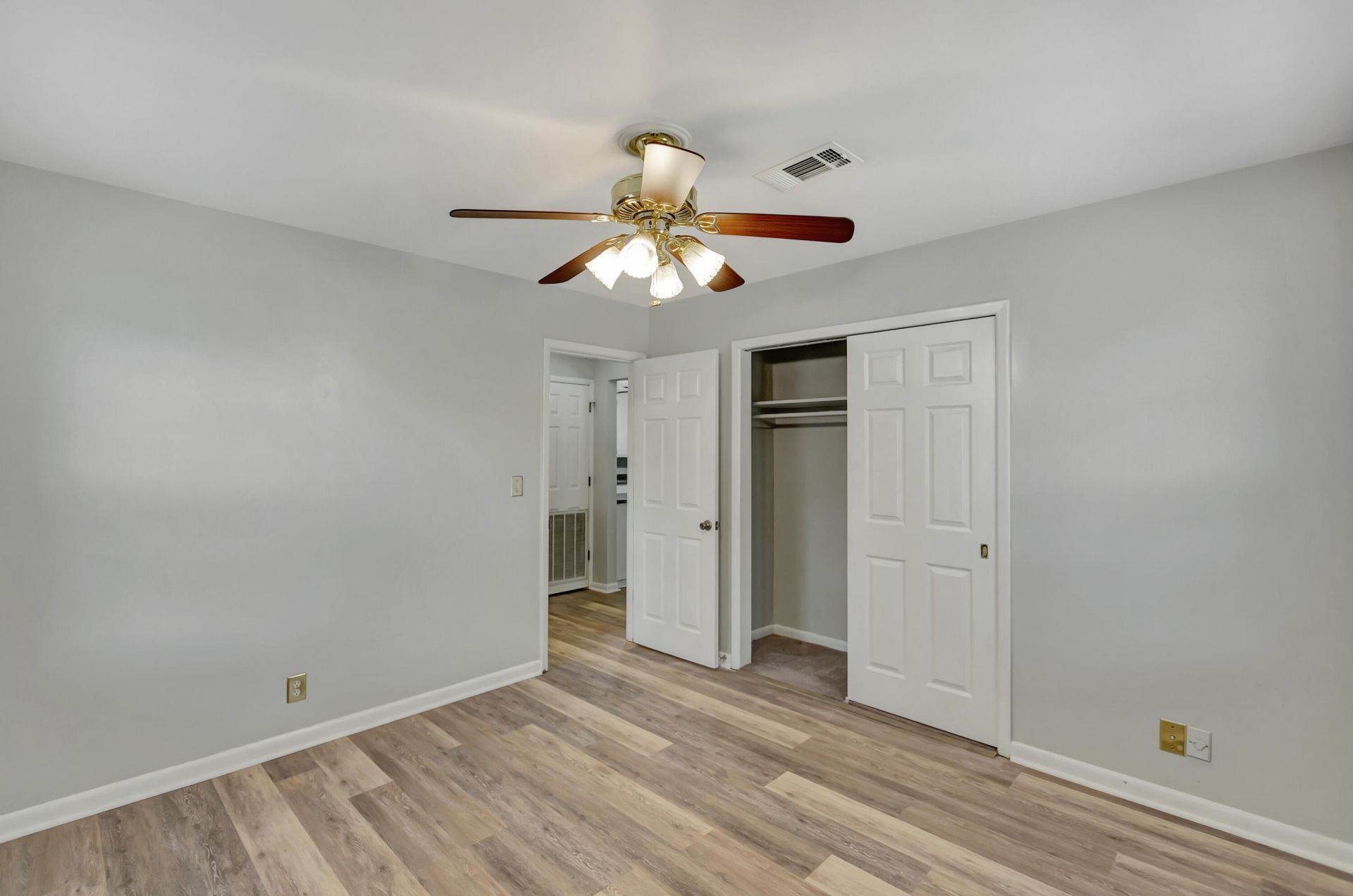 1746 E Avalon Circle Photo 13