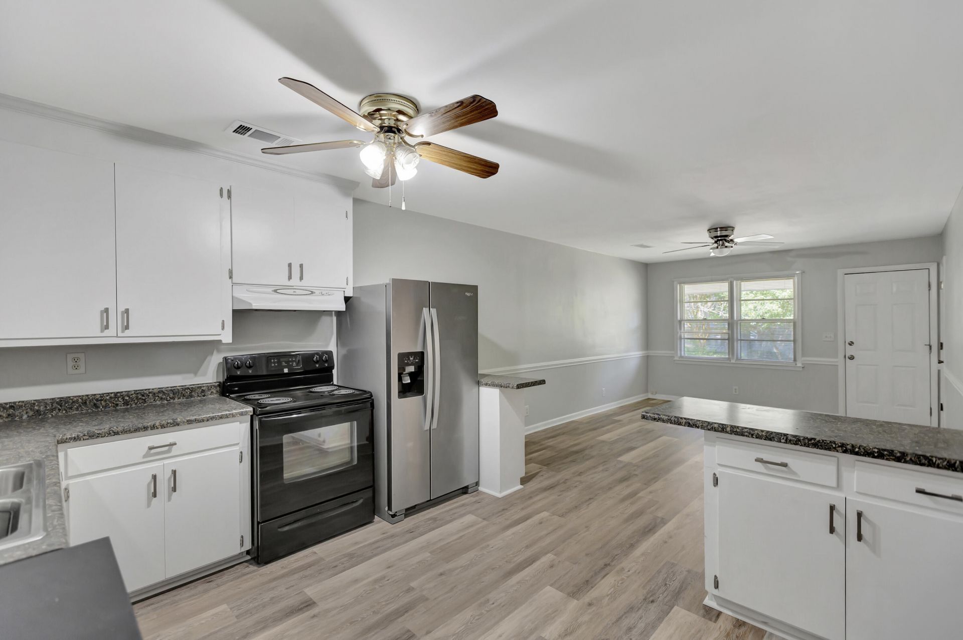 1746 E Avalon Circle Photo 7
