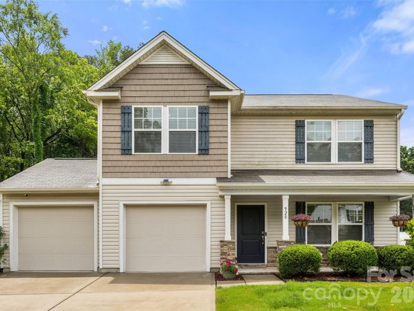 928 Newfound Hollow Drive, Charlotte, NC 28214