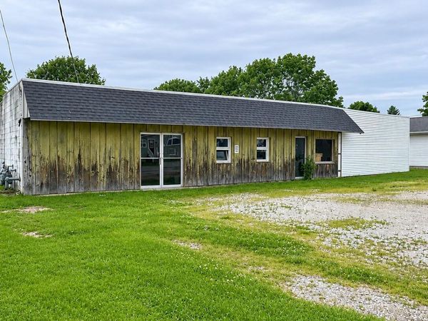 N Lake Street, Carey, OH 43316