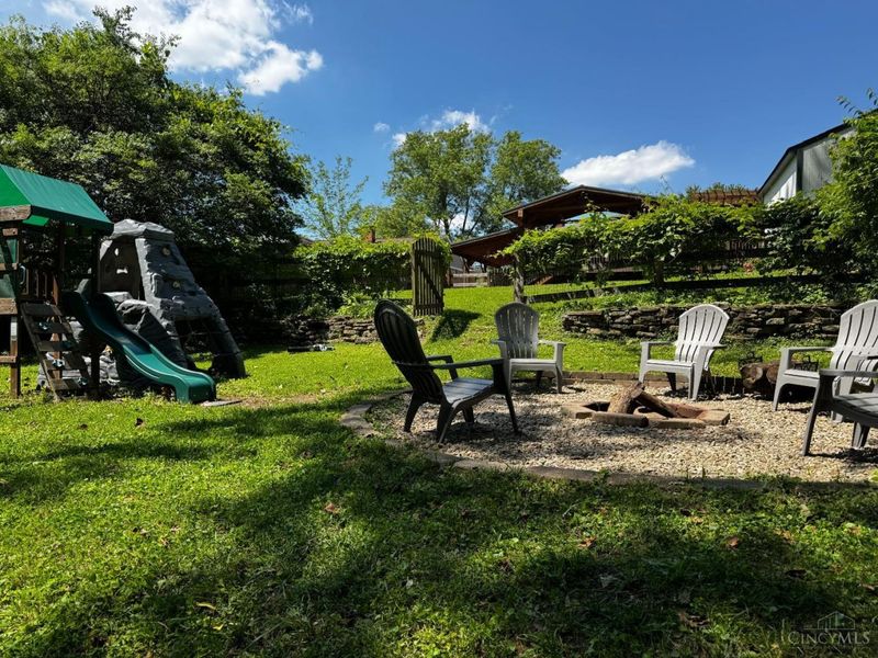 2572 S Kathwood Circle, Reading, OH 45236 Photo 25