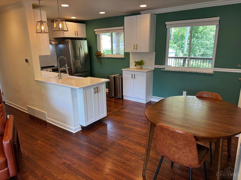 2572 S Kathwood Circle, Reading, OH 45236 Photo 5