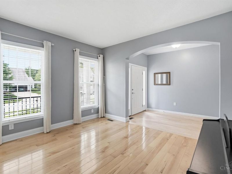 678 Hyacinth Road, Union Twp, OH 45245 Photo 9