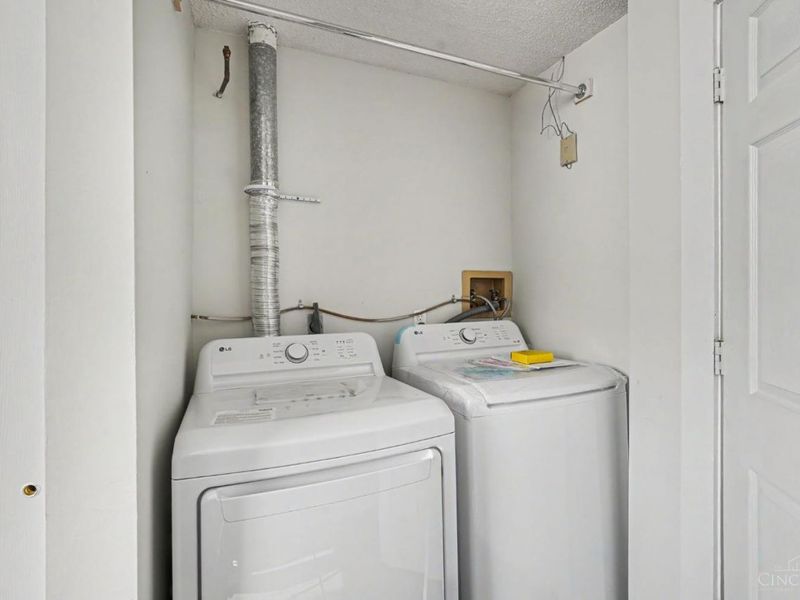 427 Hopkins Street, Unit 9, Cincinnati, OH 45203 Photo 23