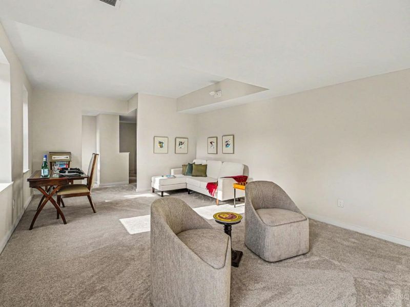427 Hopkins Street, Unit 9, Cincinnati, OH 45203 Photo 6