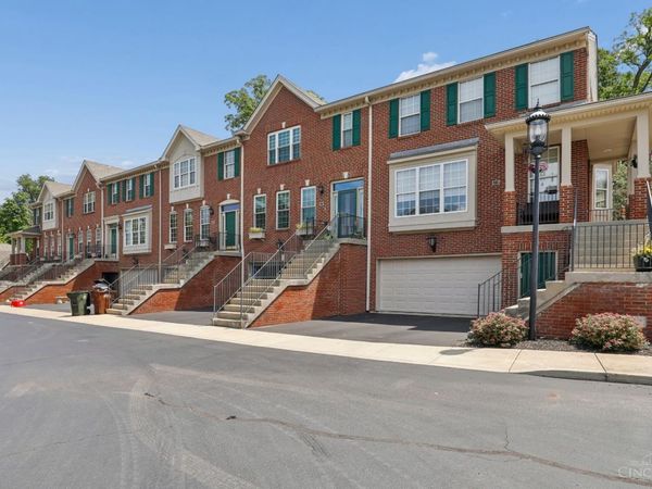 4221 Saint Andrews Place, Cincinnati, OH 45236