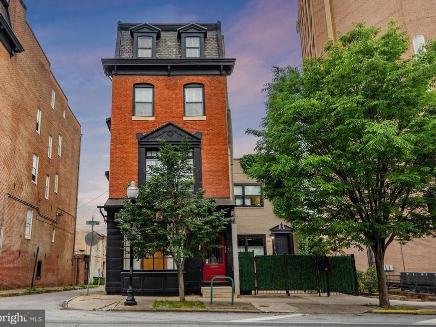 17 W Chase Street, Baltimore, MD 21201 Main Photo