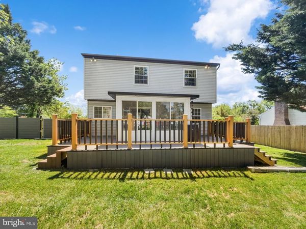 4002 YORKTOWN DRIVE, UPPER CHICHESTER, PA 19061