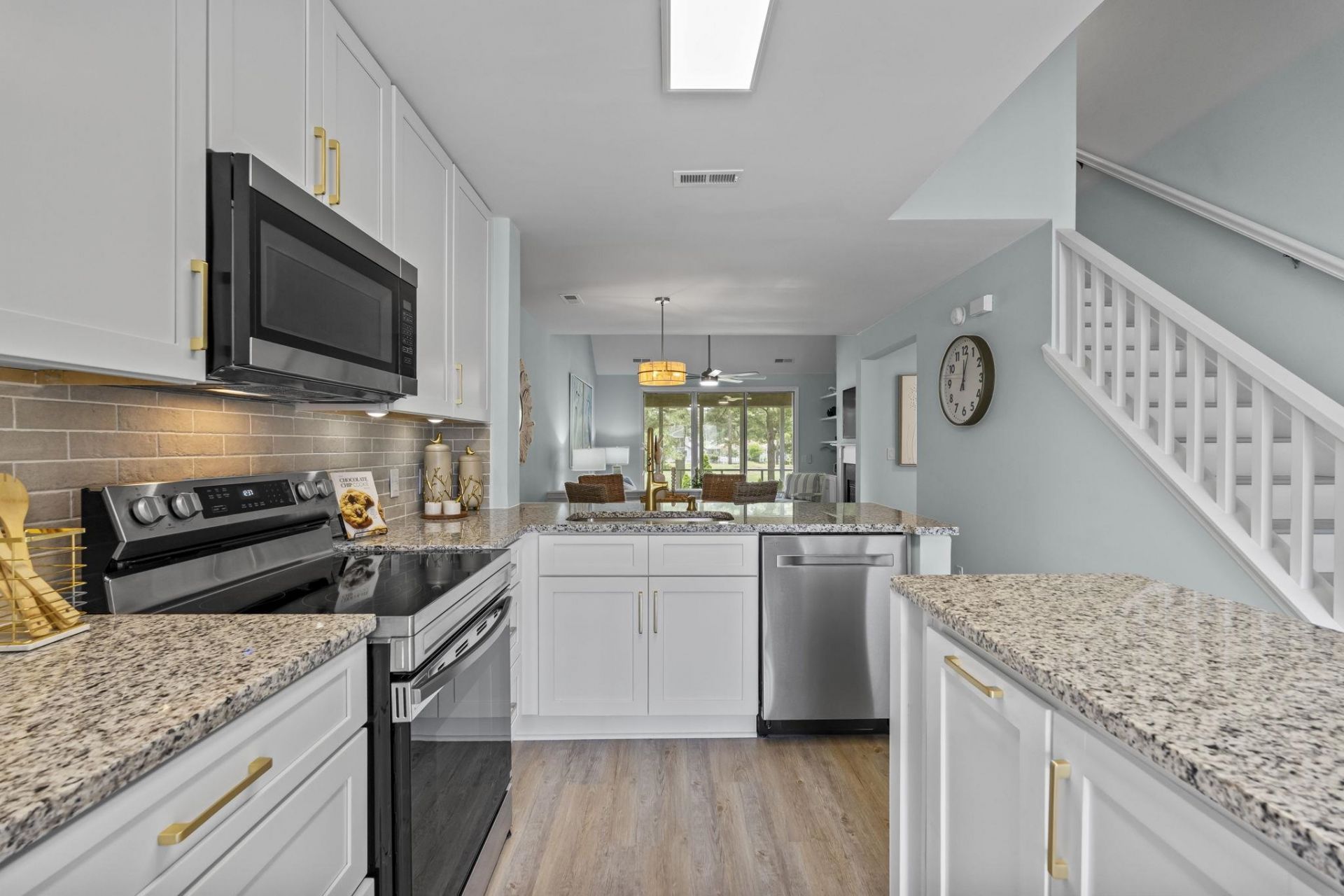 3837 Myrtle Pointe Dr. Photo 13