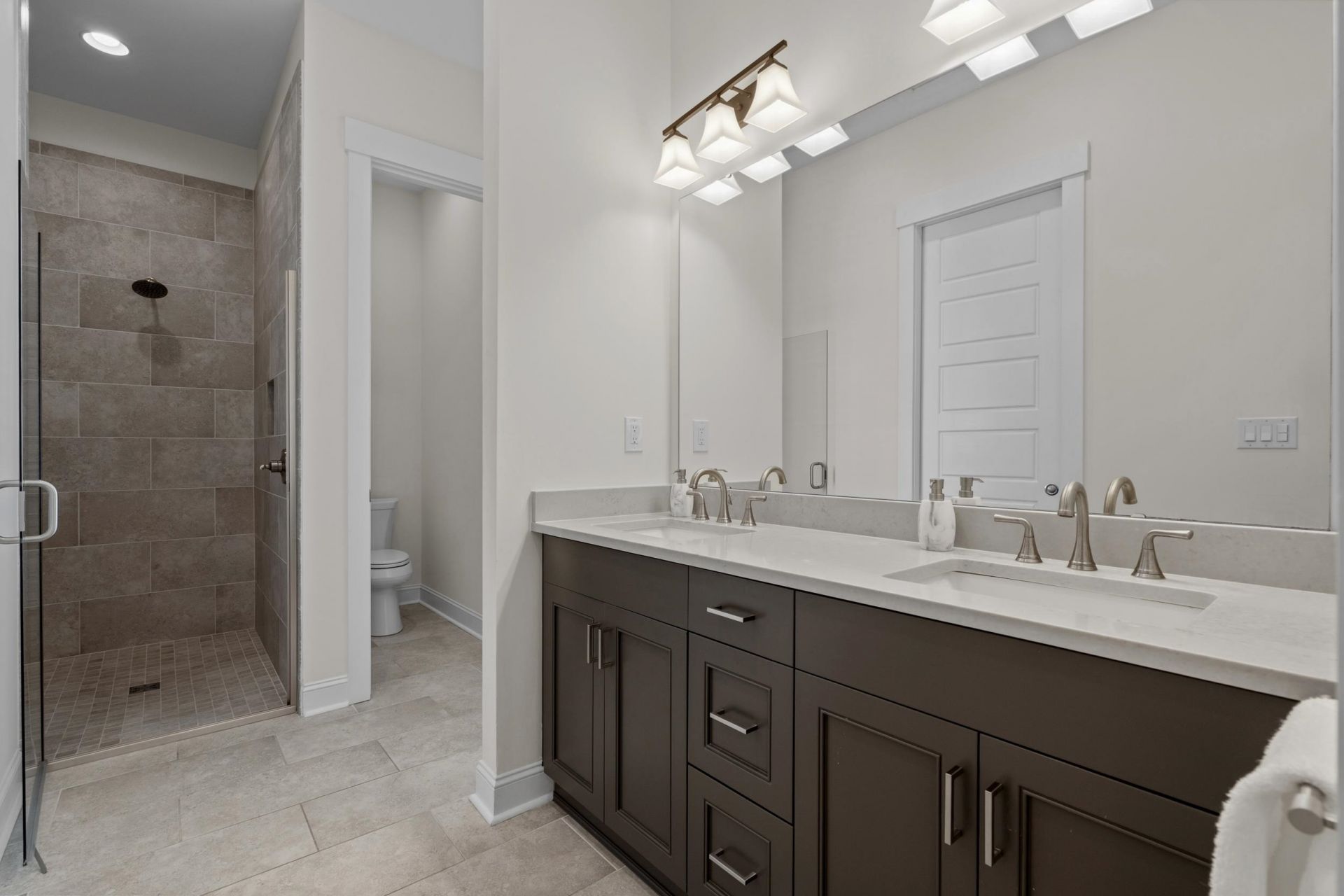 8219 Pond Berry Ln. Photo 22